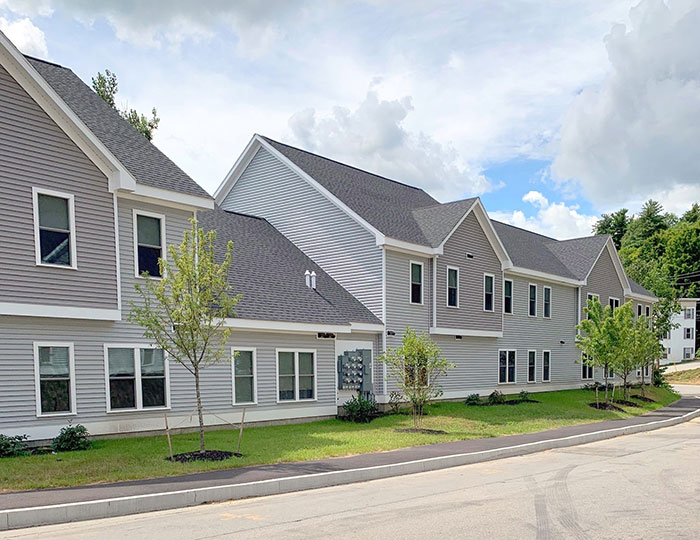 Apartment Rentals : Summer Street Apartments